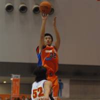 Balanced scoring: Niigata\'s Yuichi Ikeda, seen in a file photo from 2008, scored 14 points in Sunday\'s series finale against Shinshu. Six Albirex players scored in double figures in Niigata\'s 84-69 victory. | NIIGATA ALBIREX BB/BJ-LEAGUE