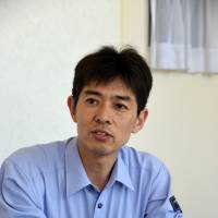 Kazuyuki Watanabe discusses his experiences at the facility. | SATOKO KAWASAKI