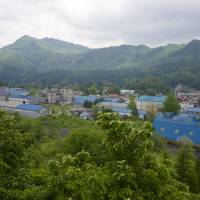 Showa Denko’s Kanose plant in Niigata Prefecture on May 31 | ROB GILHOOLY