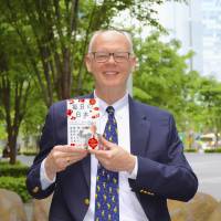 An incurable curiosity: Researcher James M. Vardaman with his newest publication, “Everything Nippon: Talking about Everyday Japan in English!” Cultural historian James Vardaman reflects on his journey into Japanese publishing