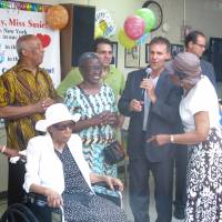 Susannah Mushatt Jones (2nd L) celebrates her 115th birthday at Vandalia Senior Center in New York in this July 8, 2014 handout photo obtained by Reuters July 6, 2015, alongside Executive Director Paul Curiale (2nd R), Councilwoman Inez Barron and former Councilman Charles Barron (L). Jones, whose birthday actually falls on July 6, is the world’s oldest living woman at 116 years old. REUTERS/Millennium Development/Handout via Reuters ATTENTION EDITORS — THIS PICTURE WAS PROVIDED BY A THIRD PARTY. REUTERS IS UNABLE TO INDEPENDENTLY VERIFY THE AUTHENTICITY, CONTENT, LOCATION OR DATE OF THIS IMAGE. THIS PICTURE IS DISTRIBUTED EXACTLY AS RECEIVED BY REUTERS, AS A SERVICE TO CLIENTS. FOR EDITORIAL USE ONLY. NOT FOR SALE FOR MARKETING OR ADVERTISING CAMPAIGNS. NO ARCHIVES. NO SALES. Descendant from slaves, oldest person on Earth turns 116 in Brooklyn