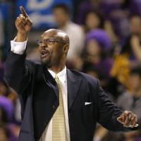 Joe Bryant, seen coaching the now-defunct Tokyo Apache, has likely coached his final game for the Rizing Fukuoka. | AP