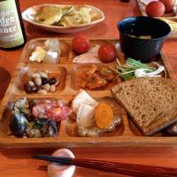 Straight from the farm: The buffet-style dining at Moku Moku Farm provides enough variety that even the pickiest of eaters should leave with a full stomach. Moku Moku Farm