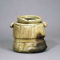 \"Iga Ware Water Jar\" (late16th-17th century) | IDEMITSU MUSEUM OF ARTS