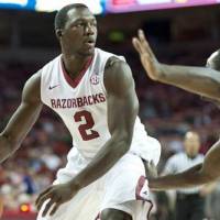 Forward Alandise Harris, seen playing for the University of Arkansas, joins the Iwate Big Bulls as a rookie this season. He also tried out to play in the NFL. | COURTESY PHOTO