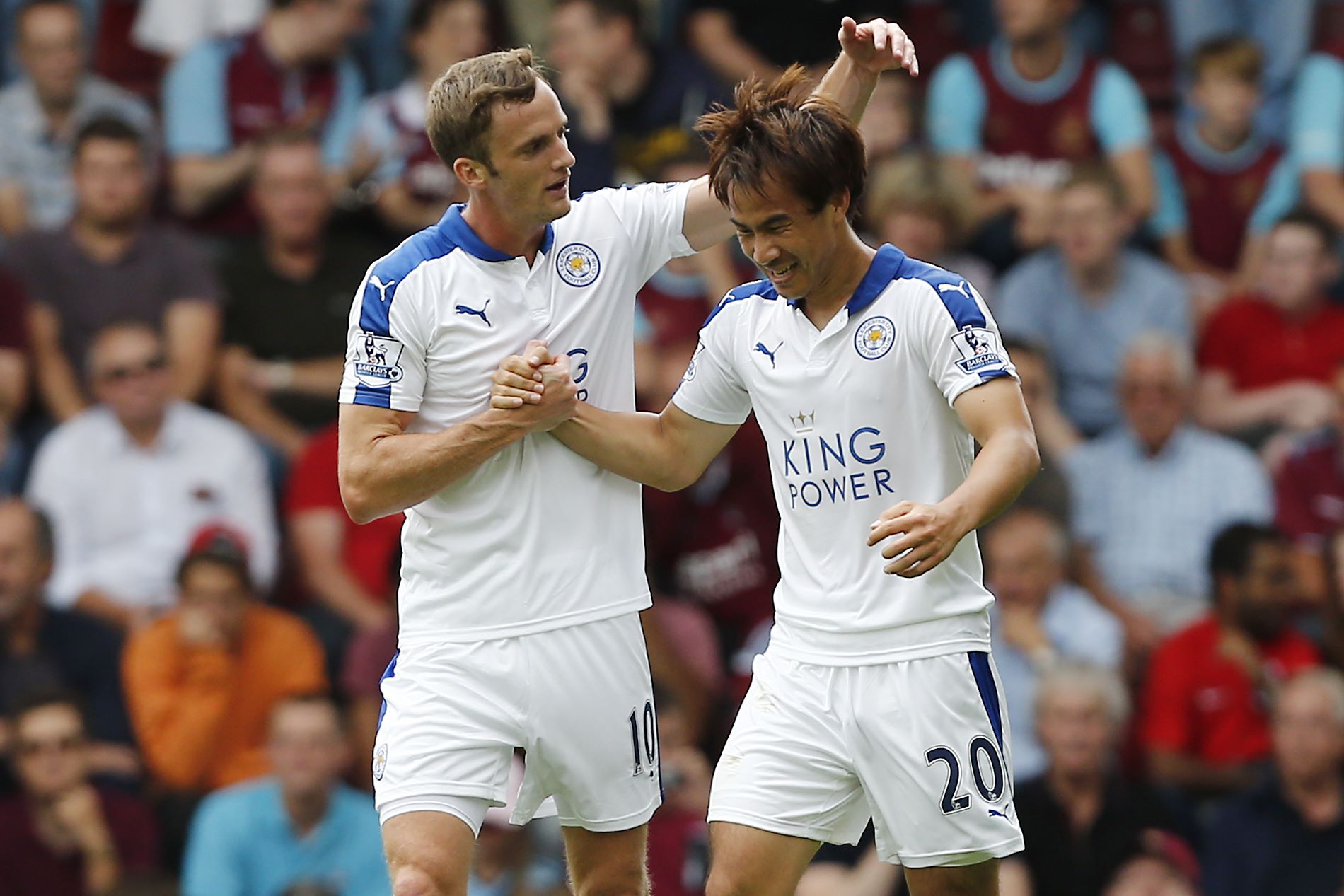 Okazaki Bags First Premier League Goal In Leicester Win The Japan Times Okazaki Bags First Premier League Goal In Leicester Win The Japan Times