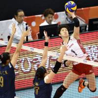 Miyu Nagaoka spikes the ball during Japan\'s defeat to China at the FIVB Women\'s World Cup in Nagoya on Sunday. | KYODO