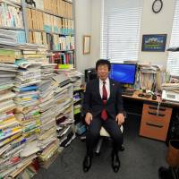 Masayuki Tanamura, a professor of family law at Waseda University, says the Supreme Court needs to deliver a clear unconstitutional ruling. | YOSHIAKI MIURA