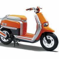 Suzuki Hustler Scoot | SATOKO KAWASAKI