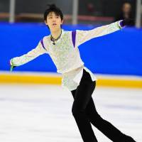 Yuzuru Hanyu looked healthy and confident with his new programs in his victory at the Autumn Classic International in Barrie, Ontario, last week. | FACEBOOK / SKATE CANADA