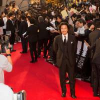 Actors and directors do the the red carpet shuffle before the opening ceremony of the 2015 Tokyo International Film Festival, being held until Oct. 31 in Roppongi Hills and other venues.   | MANCE THOMPSON