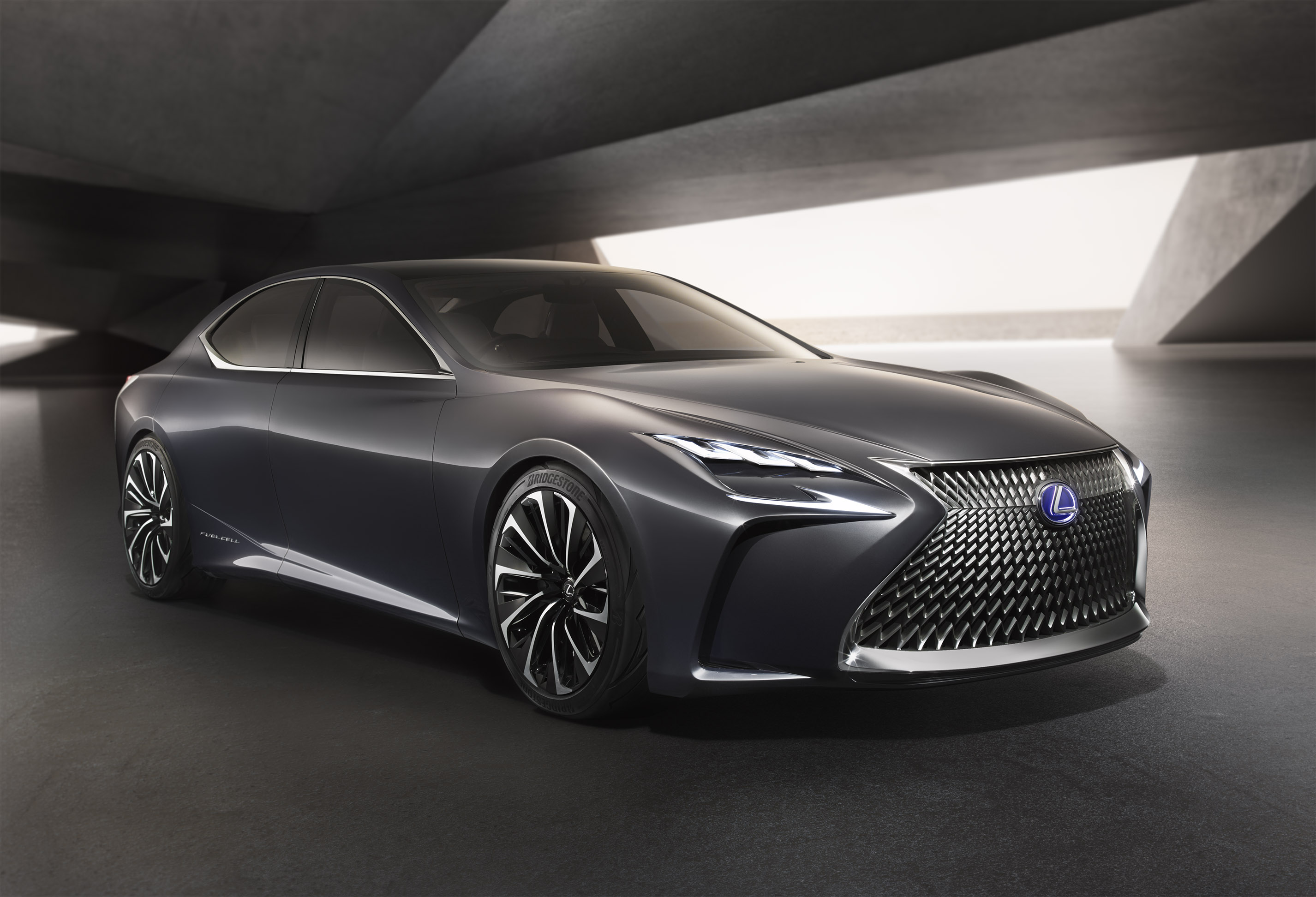 LEXUS' main concept is embodied in its first hydrogen fuel-cell vehicle, the LF-FC, featuring a fresh new styling theme. | LEXUS