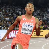 Sixteen-year-old Japanese sprinter Abdul Hakim Sani Brown (left), seen competing at the IAAF World Athletics Championships in August in Beijing, on Thursday won a prestigious IAAF Rising Star Award for 2015. Only two sportsmen won the honor. | KYODO