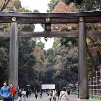 This torii gate is one of the biggest in the country. Make sure to pass under it on the way into Meiji Shrine. | MIINA YAMADA