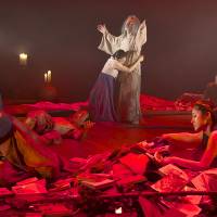 Ex-King Prospero of Korea (Donghwan Chung) in despair in “Taifu Kitan” Plenty of food for thought in a good year for great plays