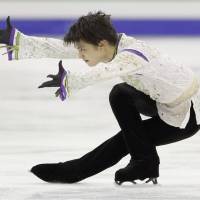 Yuzuru Hanyu\'s string of historic performances over the past few weeks is drawing rave reviews from experts around the world. | KYODO