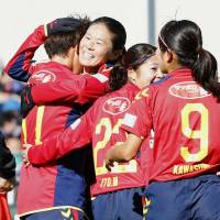Homare Sawa (second from left) and INAC Kobe Leonessa earned a 2-0 win over AC Saitama in the Empress\' Cup quarterfinals on Saturday. | KYODO