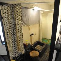 Naritaya has created a prayer room for Muslim customers to use. | YOSHIAKI MIURA