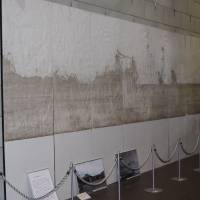 A wall showing the level of tsunami are on display. | FUKUSHIMA MUSEUM