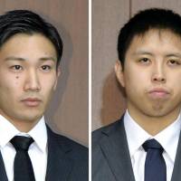 Badminton players Kento Momota (left) and Kenichi Tago admitted to gambling in casinos in Japan, where casino gambling is illegal. | KYODO
