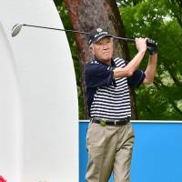 Isao Aoki plays at the Nagoya Golf Club on Thursday. | KYODO