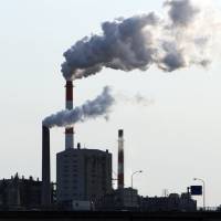 Smokestacks spew emissions in Fuji, Shizuoka Prefecture. The Group of Seven environment chiefs will discuss emission cuts and other climate issues during the summit in Mie Prefecture later this month. G-7 ministers head to Toyama to build on Paris climate pact