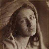 Julia Margaret Cameron\'s \"Beatrice\" (1866) | &#169; VICTORIA AND ALBERT MUSEUM, LONDON