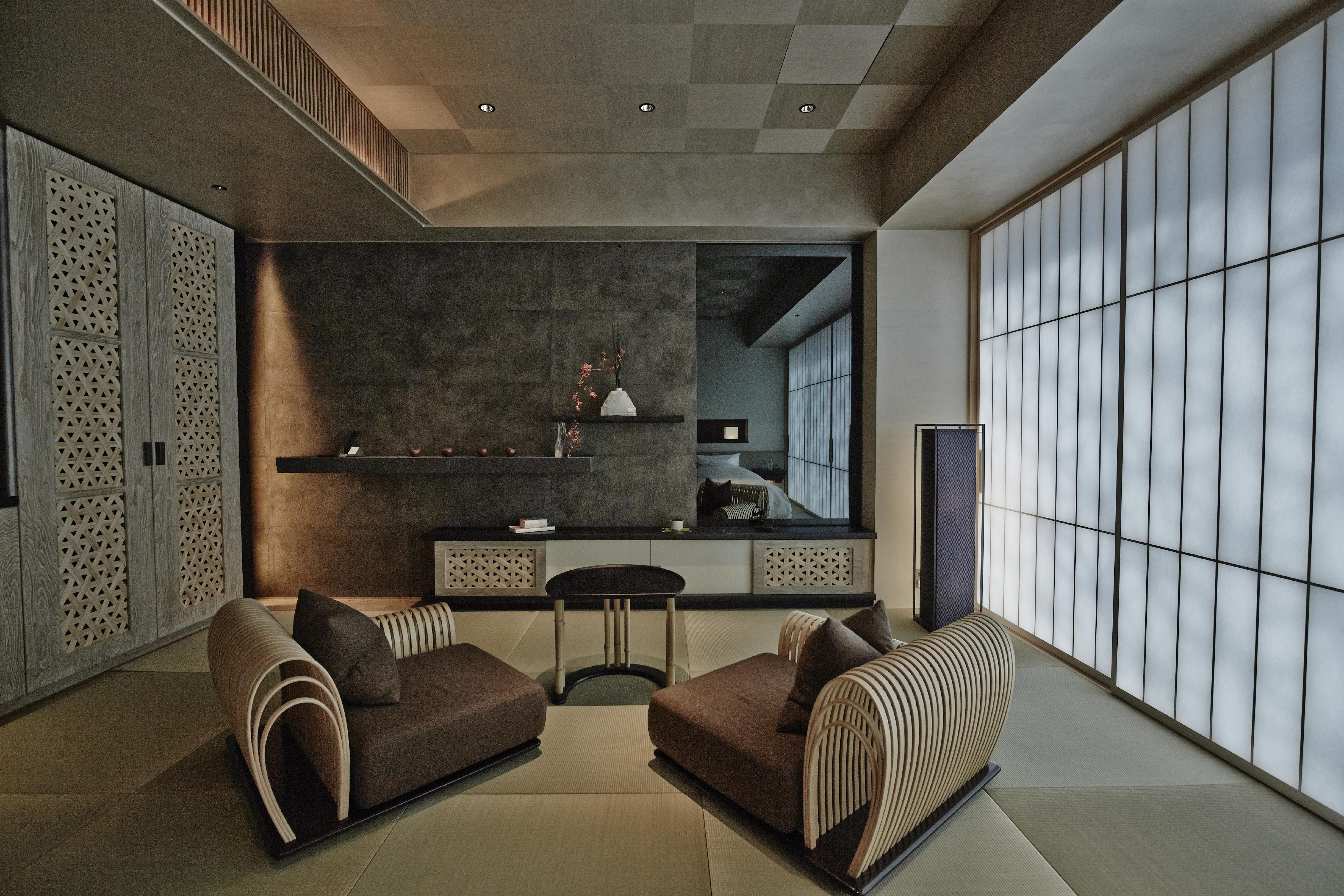 Tokyo hotels invite guests to live in the lap of luxury - The
