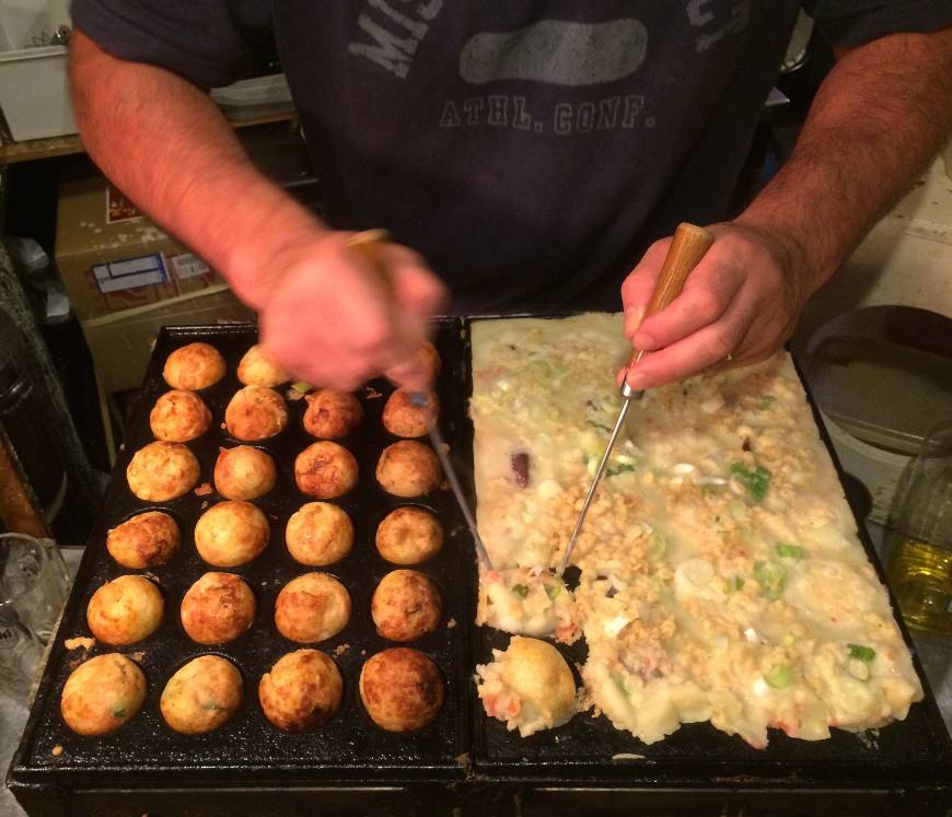 Tempu Standing room only: Tempu's takoyaki (octopus balls) have a devoted following. | ROBBIE SWINNERTON