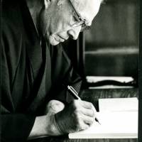 Kansuke Naka began writing poetry inside the hanare. | AYAKO NASUNO