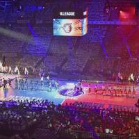 The B. League\'s inaugural game was held at Yoyogi National Gymnasium on Thursday night. | KYODO