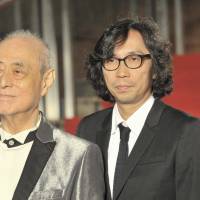 Actor Masahiko Tsugawa and Isao Yukisada, director of \"Pigeon,\" a segment of the \"Asian Three-Fold Mirror 2016\" omnibus film. | YOSHIAKI MIURA
