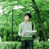 Around 80 percent of surveyed single working people in Japan often spend their days off by their lonesome. | ISTOCK