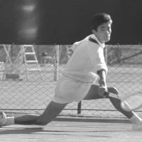 Former tennis player Osamu Ishiguro, seen in a 1961 file photo, died on Wednesday. He was the first chairman of the Japan Professional Tennis Association. | KYODO