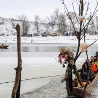 Traditional canoes approach the shore in the Oceti Sakowin camp during a protest over plans to pass the Dakota Access pipeline near the Standing Rock Indian Reservation, near Cannon Ball, North Dakota, Thursday. | REUTERS