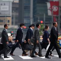The rigid mindset in Japan that men should be the breadwinners is hitting working men hard today, with many earning barely enough to support their families. Modern Japanese men dogged by stoic salaryman stereotype