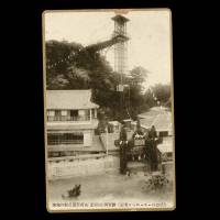 The Wakanoura elevator Natsume Soseki and 'The Orient's No. 1 Elevator'