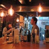Cozy cave: Situated on the border of Yaesu, iBrew is a warm craft beer bar that comes to life at night. Finding craft beer in the shadow of Tokyo's high-rise offices
