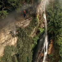 Honey harvest: Bon Ishikawa used a drone to capture footage of the collecting of honey from caves in the steep cliffs of the Himalayas in his documentary \"Sekai de Ichiban Utsukushii Mura.\" | BON ISHIKAWA