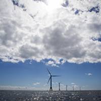 Big batteries may help utilities solve a long-standing problem by managing the unpredictable output from wind and solar farms and retaining electricity until it’s needed. Bankers bet on big batteries that could revolutionize power grids