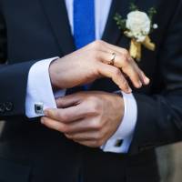 A Fukuoka policeman was hit with a pay cut last Thursday after trying to marry a second woman. | ISTOCK