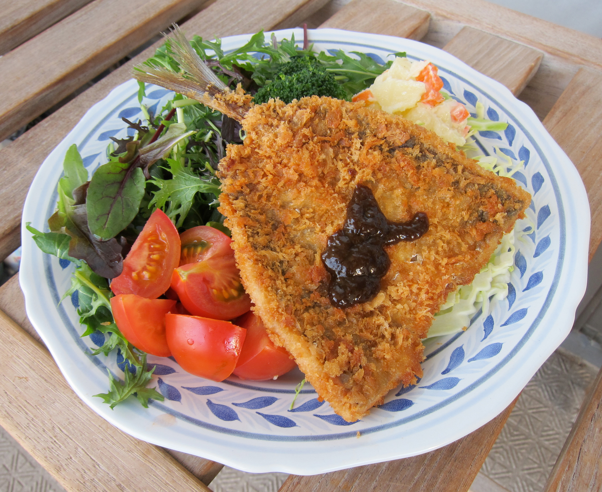 Deep-fried Japanese horse mackerel with 'sauce' and vegetables | MAKIKO ITOH