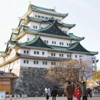 In a national first, Nagoya Castle\'s main tower, now made of concrete, will be rebuilt with woodwork similar to that used centuries ago. | KYODO