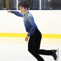 Shoma Uno competes in the short program at Coupe du Printemps in Kockelscheuer, Luxembourg, on Friday. Uno earned a score of 104.31 points and is in first place heading into Sunday\'s free skate. | KYODO