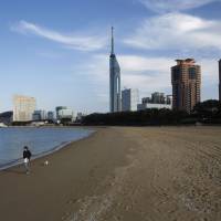 Fukuoka, the fastest-growing major city in Japan apart from Tokyo, is drawing entrepreneurs from home and abroad. | BLOOMBERG