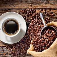 Experts in Kobe are studying ways to produce biomass fuel from used coffee grounds as an alternative energy source. In collaboration with Starbucks, Kobe brews a renewable energy source