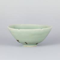 Celadon Glazed Tea Bowl, known as \"Bakohan,\" an Important Cultural Property (13th century) | TOKYO NATIONAL MUSEUM