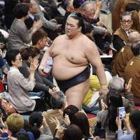 Kisenosato won the Spring Grand Sumo Tournament in Osaka last month in his first competition as yokozuna. | KYODO