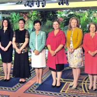 Ambassadors and ambassador\'s wives from Tonga, Costa Rica, Bangladesh, Romania, Lithania, Portugal, Croatia, South Africa, Thailand and Denmark participated in the 17th Annual World Gardening Fair in Hotel Okura Tokyo on May 2. Princess Takamado (center) poses with participants at the opening ceremony. | YOSHIAKI MIURA