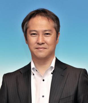 Koji Iwamoto is the deputy manager of the general planning department at Tonichi Printing Co. in Tokyo, which is a part of the Mainichi Newspapers Group. A graduate of Senshu University in Tokyo, Iwamoto has worked at various departments at the firm. He created the web promotion team in 2015 and is now responsible for accepting Indian intern students.
